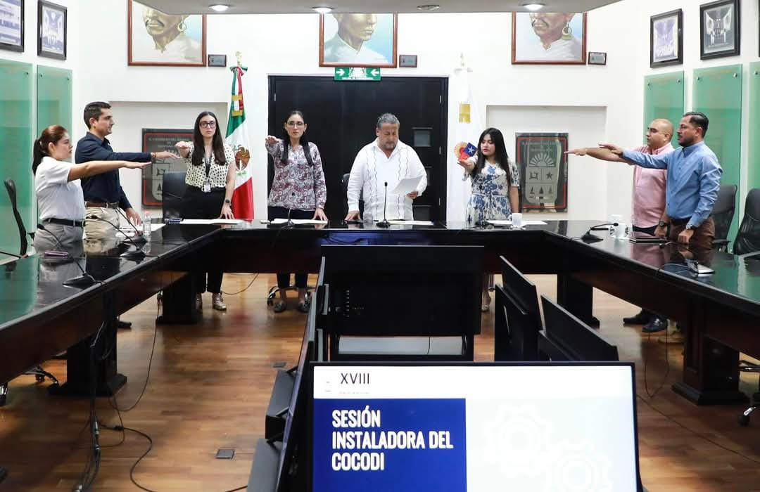 Foto grupal de los integrantes del COCODI.